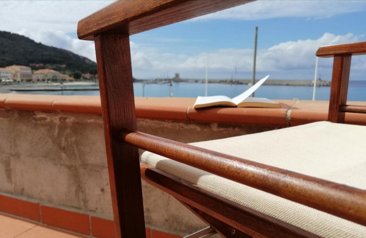 Apartamento La Casina Di Alice Marciana Marina  Exterior foto