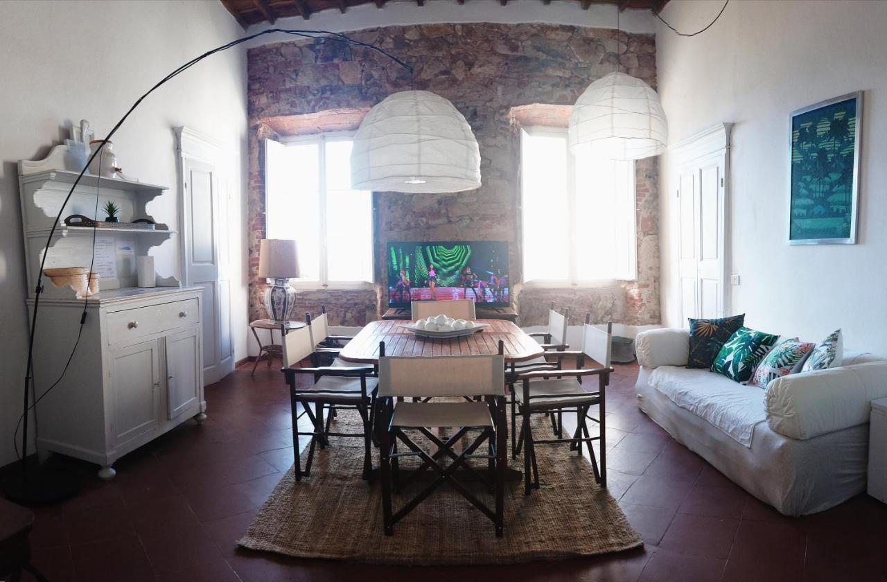 Apartamento La Casina Di Alice Marciana Marina  Exterior foto